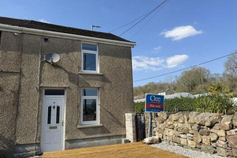 Heol Twrch, Lower Cwmtwrch, Swansea. 1 bed end of terrace house for sale