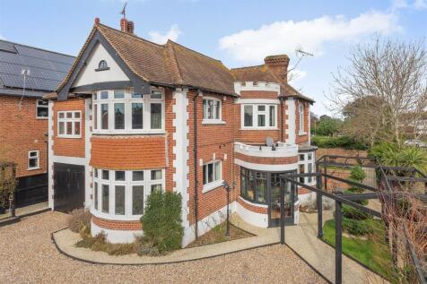 Rectory Gardens, Whitstable 4 bed detached house for sale
