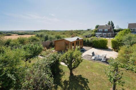 Maydowns Road, Chestfield, Whitstable 3 bed detached house for sale