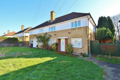 2 bedroom maisonette for sale