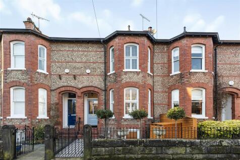 Broom Road, Altrincham WA15 4 bed terraced house for sale
