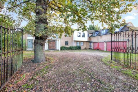 Beech Hill, Hadley Wood, EN4 6 bed detached house for sale