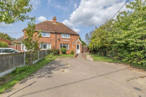 Sweechgate Cottages, Herne Bay Road... 2 bed semi