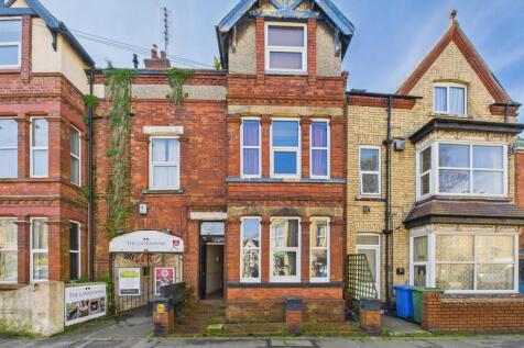 Lansdowne Road, Bridlington 3 bed block of apartments for sale
