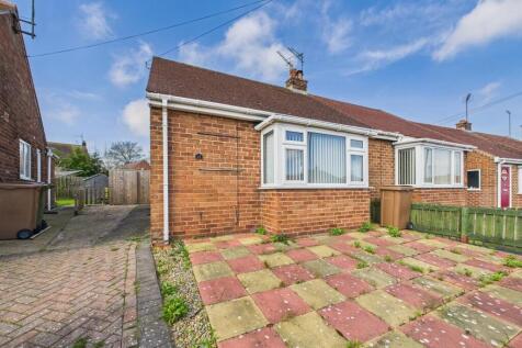 1 bedroom semi-detached bungalow for sale