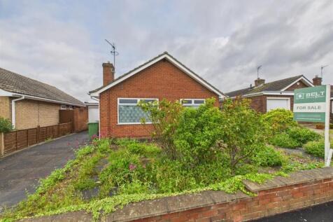 Mordacks Road, Bridlington 2 bed detached bungalow for sale