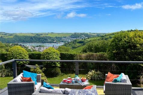 Yorke Road, Dartmouth, Devon, TQ6 4 bed detached house for sale