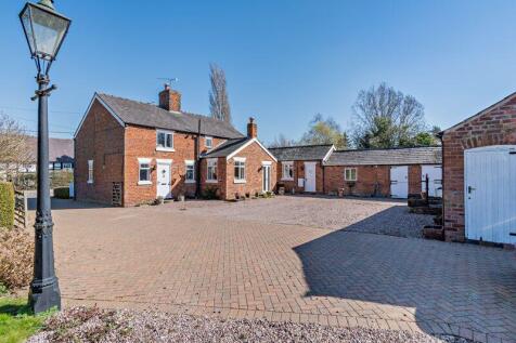 Clotton, Nr Tarporley 5 bed detached house for sale
