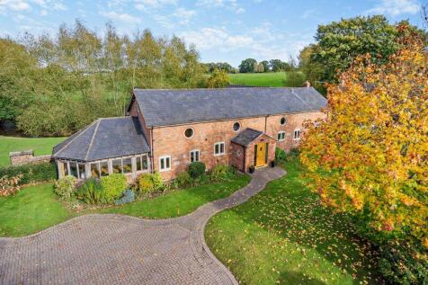 Sarn, Malpas 5 bed detached house for sale
