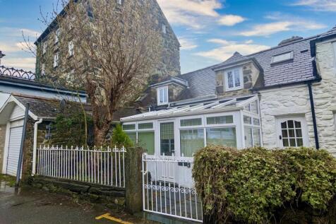 2 bedroom house for sale