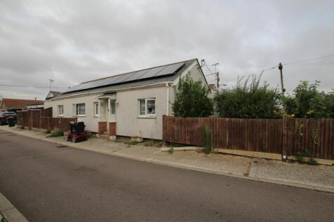 4 bedroom bungalow for sale