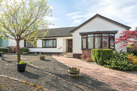 35 Colby Lane... 4 bed detached bungalow for sale