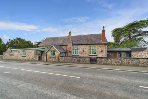 Church View, Llandrinio, Llanymynech... 4 bed detached bungalow for sale