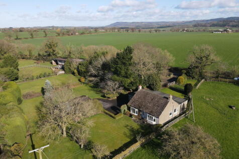 Beech Dene, Bullamoor, Northallerton... 4 bed detached bungalow for sale