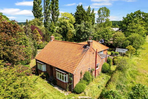 Westways, Thirsk Road, Northallerton 3 bed property with land for sale