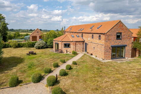 4 bedroom barn conversion for sale
