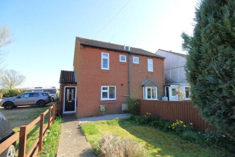 Mayfield Road, Whittlesey PE7 2 bed semi