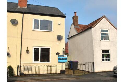 2 bedroom semi-detached house for sale