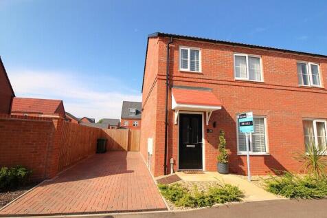 Tayberry Way, Whittlesey PE7 3 bed semi