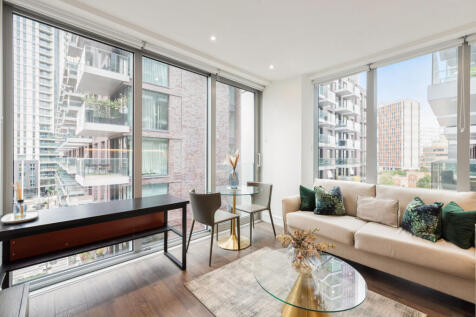 Studio flat for sale