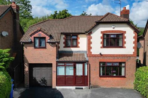 Buckley Chase, Rochdale, OL16 4BD 5 bed detached house for sale