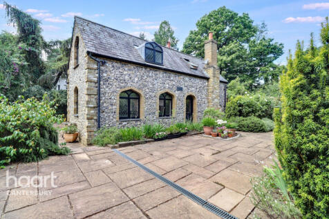 3 bedroom cottage for sale