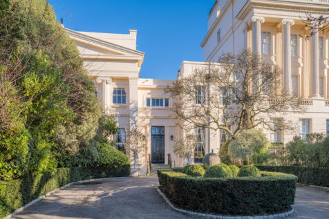 7 bedroom villa for sale