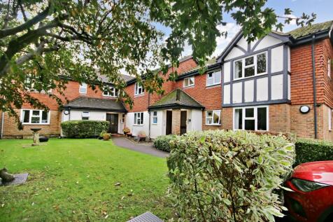 Godstone Road, Lingfield, RH7 2 bed flat for sale