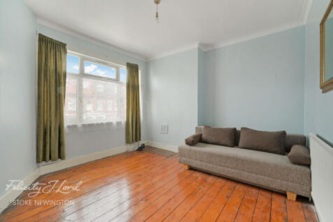 Holmleigh Road, Stoke Newington, N16 4 bed terraced house for sale