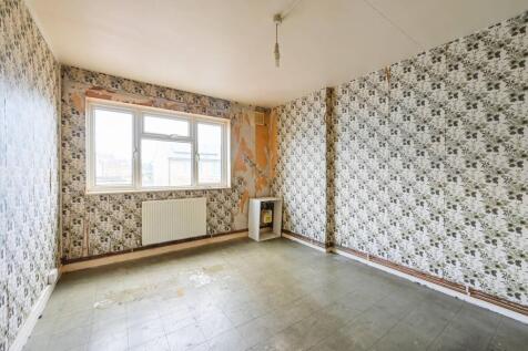 Norfolk Street, Forest Gate, London, E7 2 bed flat for sale