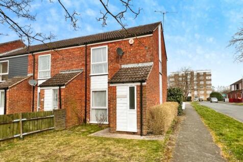 2 bedroom end of terrace house for sale