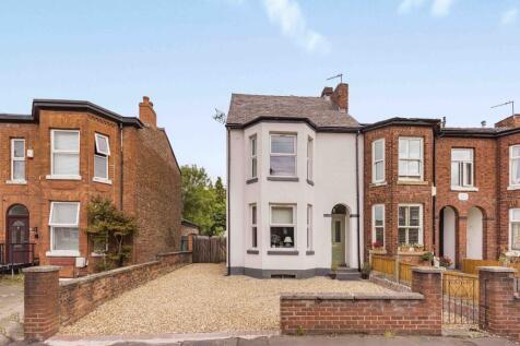 4 bedroom semi-detached house for sale