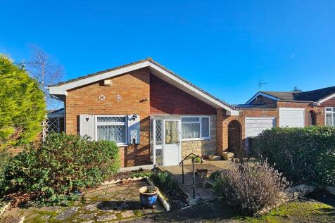 Hogarth Close, Herne Bay, CT6 6QP 3 bed detached bungalow for sale