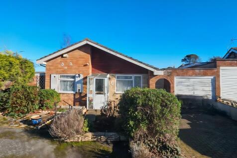 Hogarth Close, Herne Bay, CT6 6QP 3 bed detached bungalow for sale
