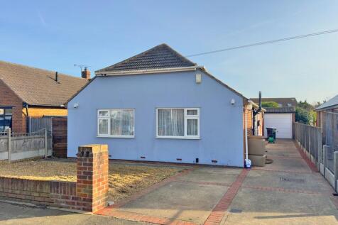 Bishopstone Drive, Herne Bay, CT6 6RE 3 bed detached bungalow for sale