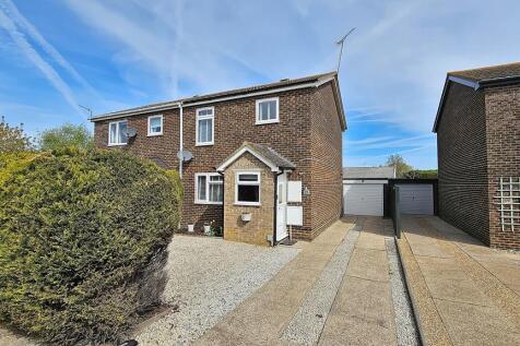 Savernake Drive, Herne Bay, CT6 7UQ 3 bed semi