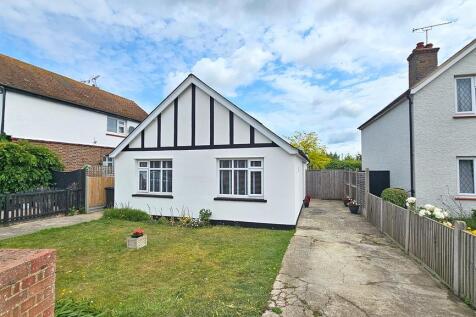 Reculver Road, Herne Bay, CT6 6QA 2 bed detached bungalow for sale