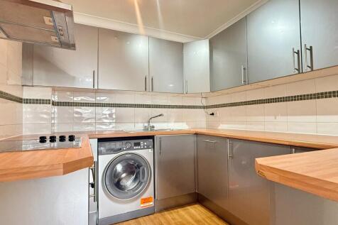 1 bedroom flat for sale