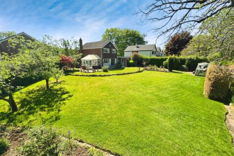 Wilton Crescent, Alderley Edge 4 bed detached house for sale