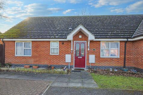 2 bedroom semi-detached bungalow for sale