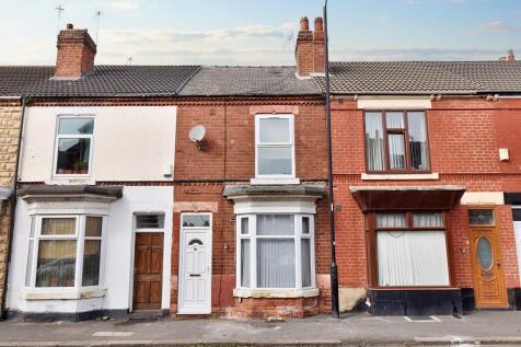 4 bedroom terraced house for sale