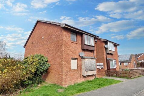Studio flat for sale