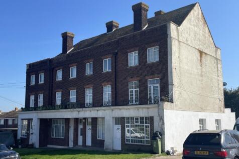 Studio flat for sale