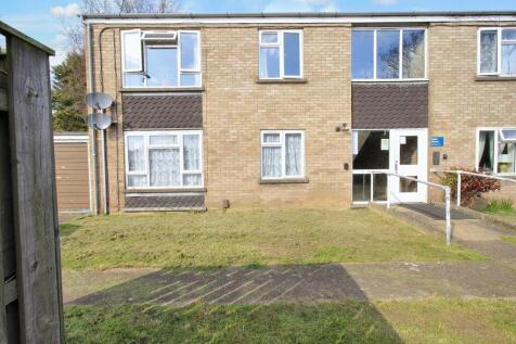 1 bedroom ground floor flat for sale
