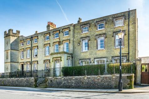 Block of apartments for sale