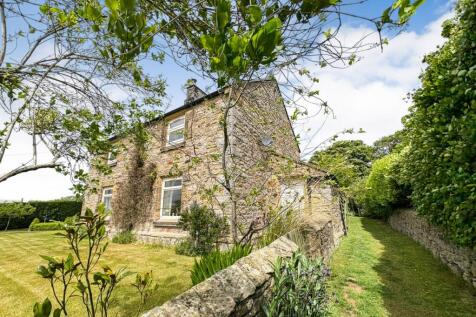 Detached house for sale