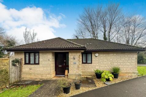 2 bedroom bungalow for sale