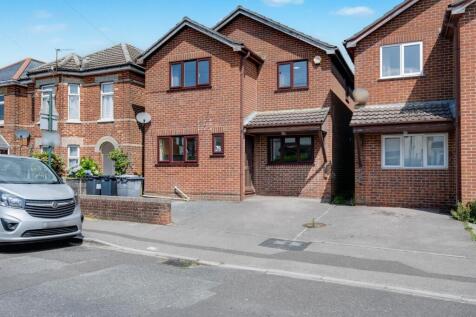 6 bedroom terraced house for sale