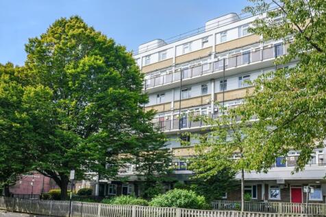 3 bedroom flat for sale
