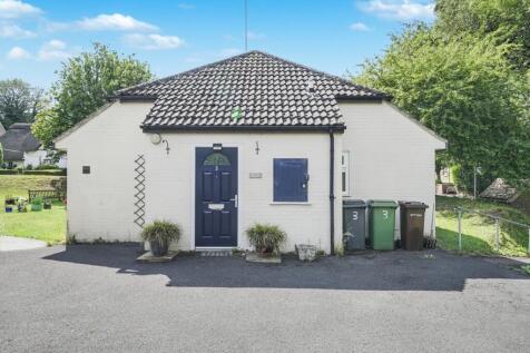 2 bedroom bungalow for sale